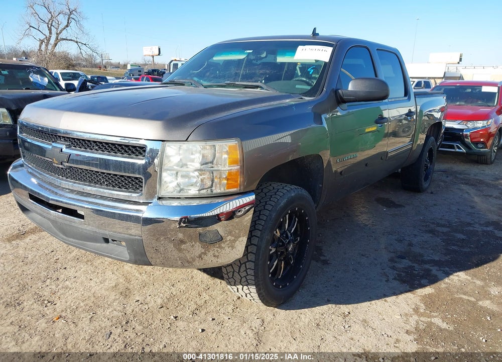 2013 CHEVROLET SILVERADO 1500 LT VIN: 3GCPCSE01DG109689