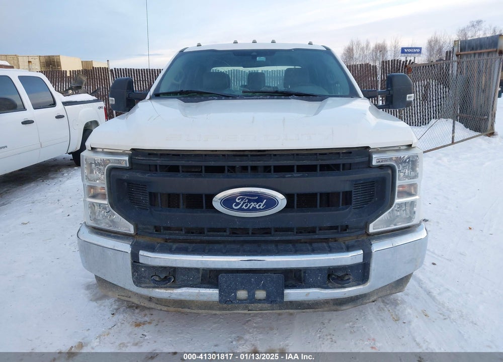 2020 FORD F-350 CHASSIS XL VIN: 1FD8W3G69LEC64138