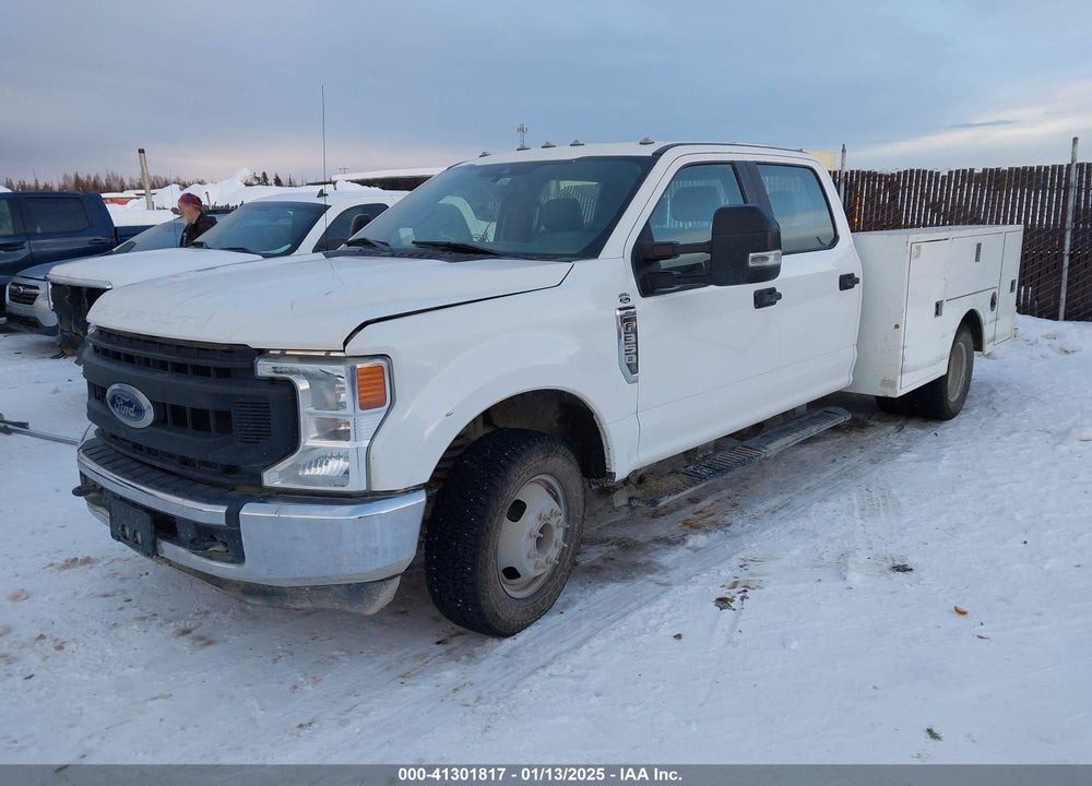 2020 FORD F-350 CHASSIS XL VIN: 1FD8W3G69LEC64138