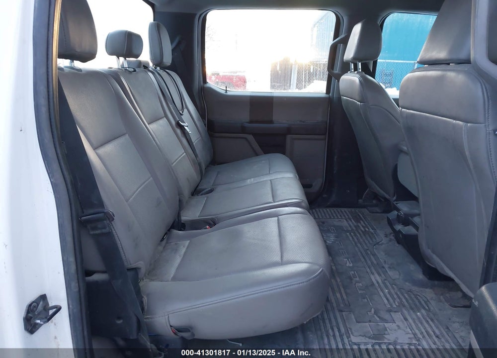 2020 FORD F-350 CHASSIS XL VIN: 1FD8W3G69LEC64138