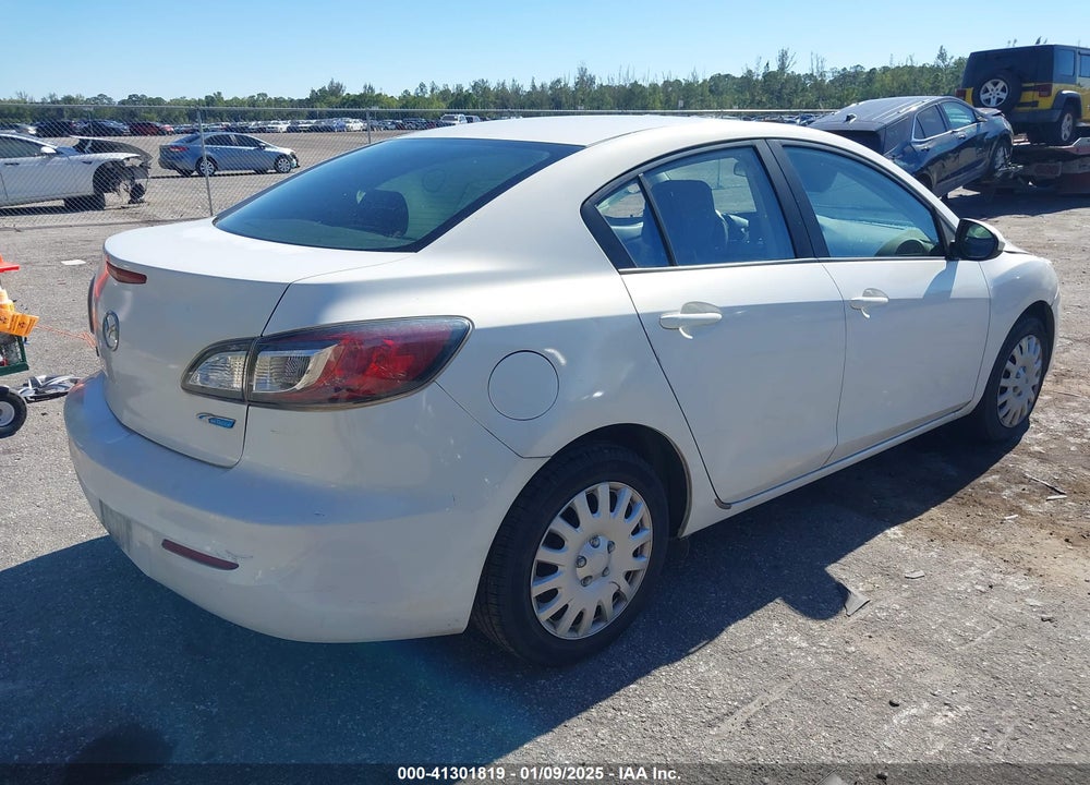 2013 MAZDA 3 I SPORT VIN: JM1BL1U77D1833078
