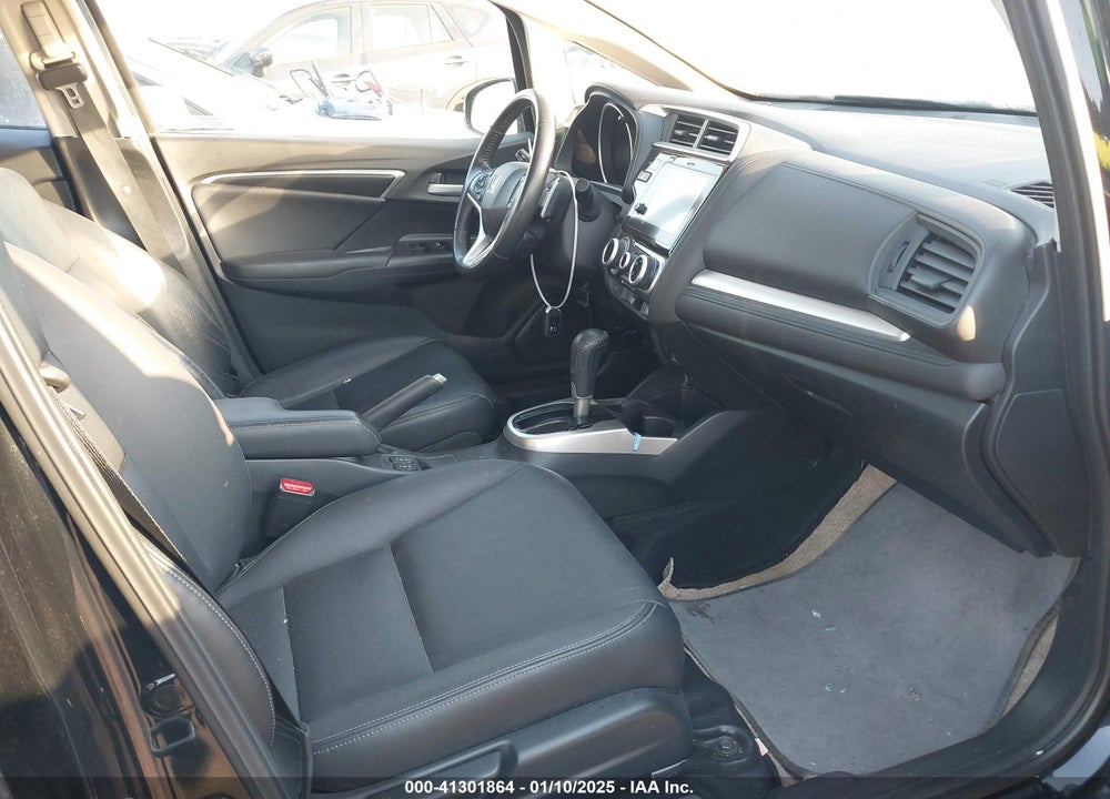 2018 HONDA FIT VIN: 3HGGK5H93JM705528