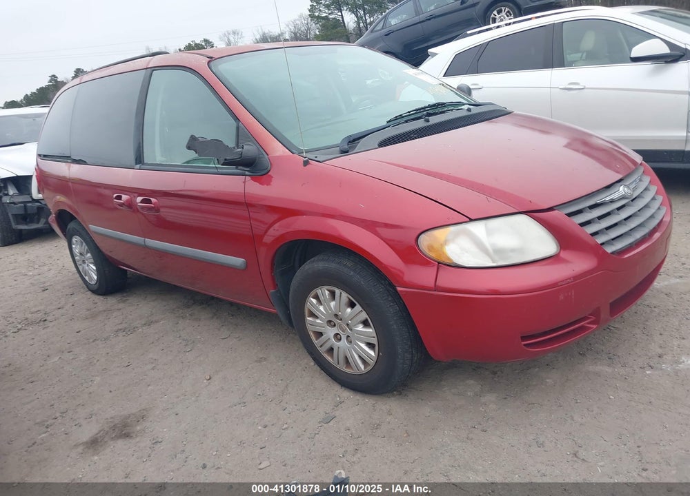 2007 CHRYSLER TOWN & COUNTRY VIN: 1A4GJ45R47B263420