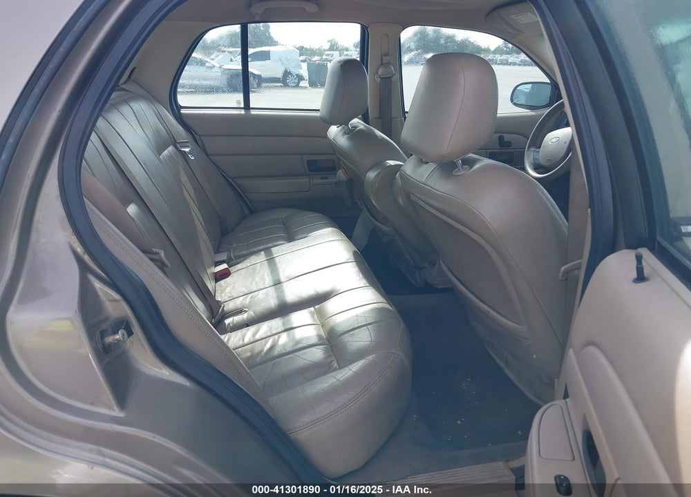 2005 FORD CROWN VICTORIA STANDARD VIN: 2FAFP73W65X114422