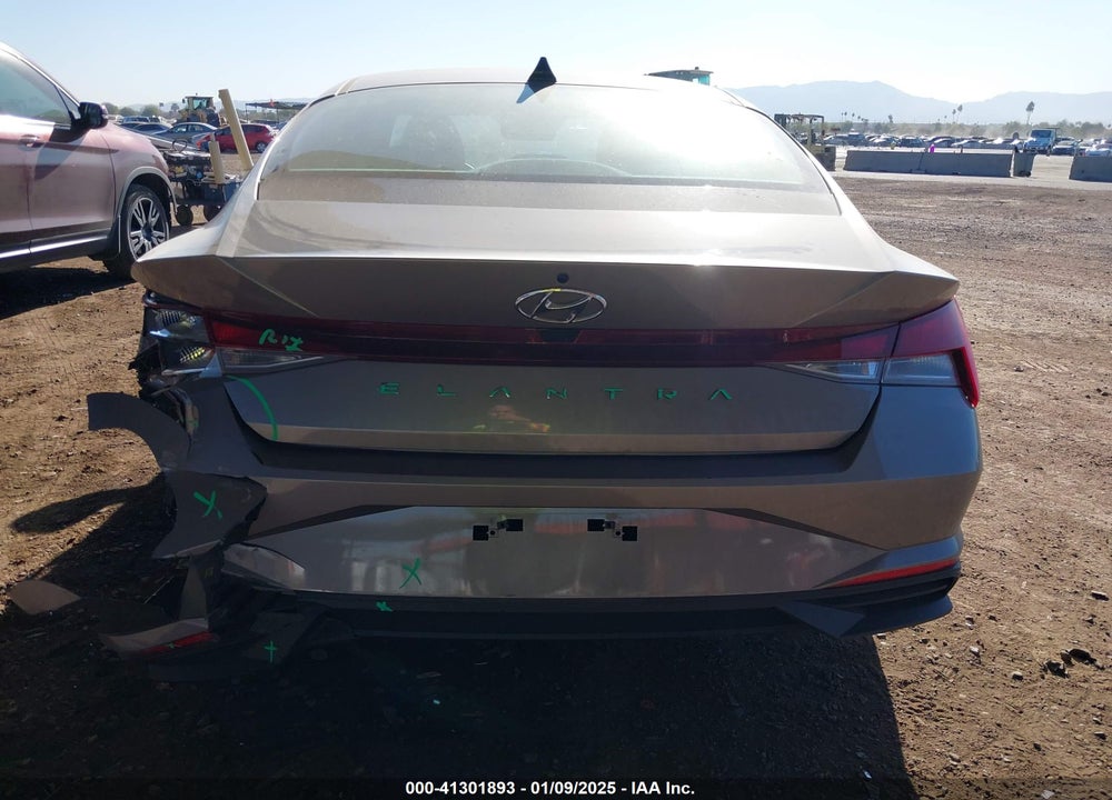 2023 HYUNDAI ELANTRA SEL VIN: KMHLS4AG0PU488925