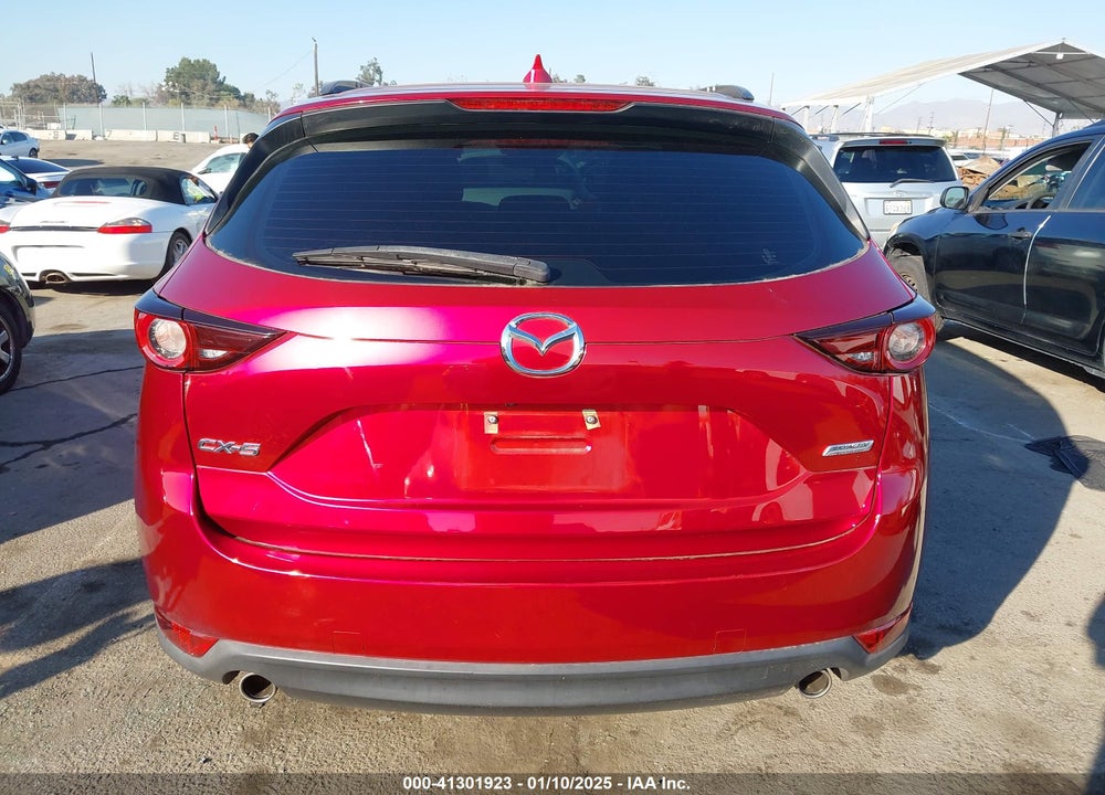 2018 MAZDA CX-5 SPORT VIN: JM3KFABM7J1390885