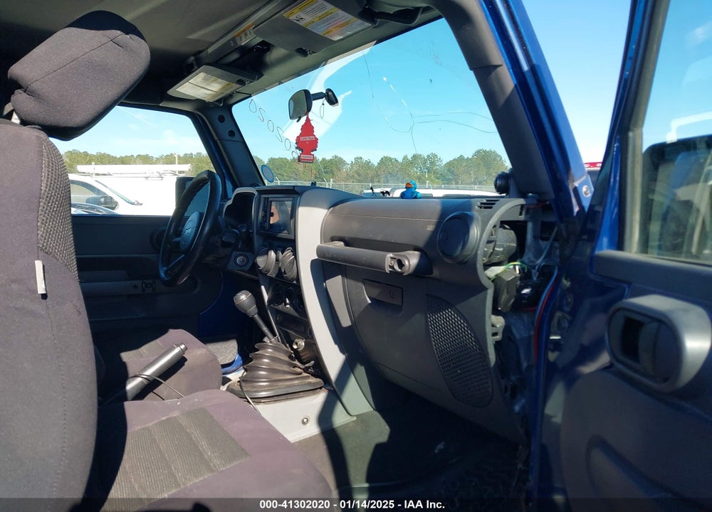 2009 JEEP WRANGLER X VIN: 1J4FA24139L713244