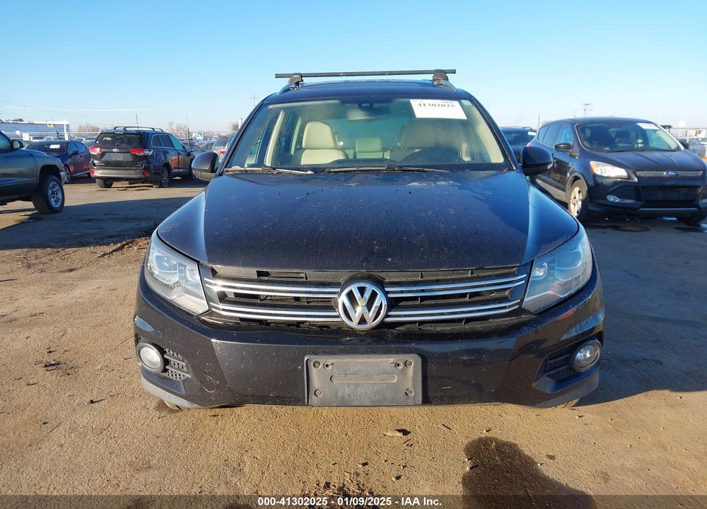 2016 VOLKSWAGEN TIGUAN SE VIN: WVGBV7AX6GW519359