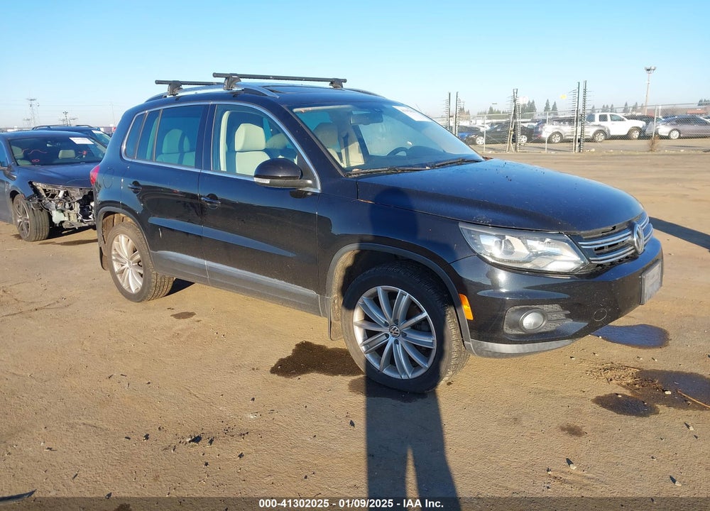 2016 VOLKSWAGEN TIGUAN SE VIN: WVGBV7AX6GW519359
