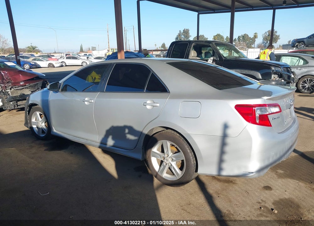2013 TOYOTA CAMRY SE VIN: 4T1BF1FK0DU205060