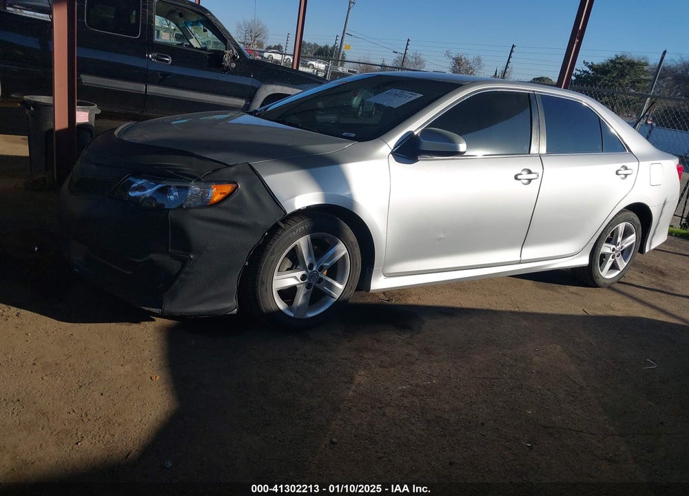 2013 TOYOTA CAMRY SE VIN: 4T1BF1FK0DU205060