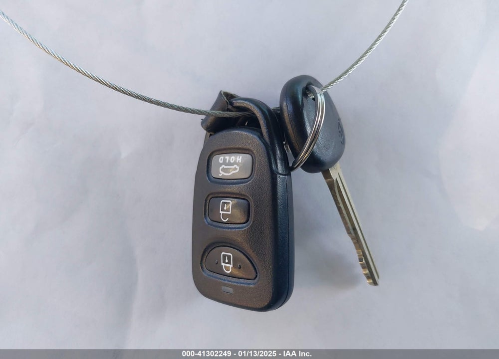 2018 HYUNDAI ELANTRA VIN: 5NPD84LF0JH272649