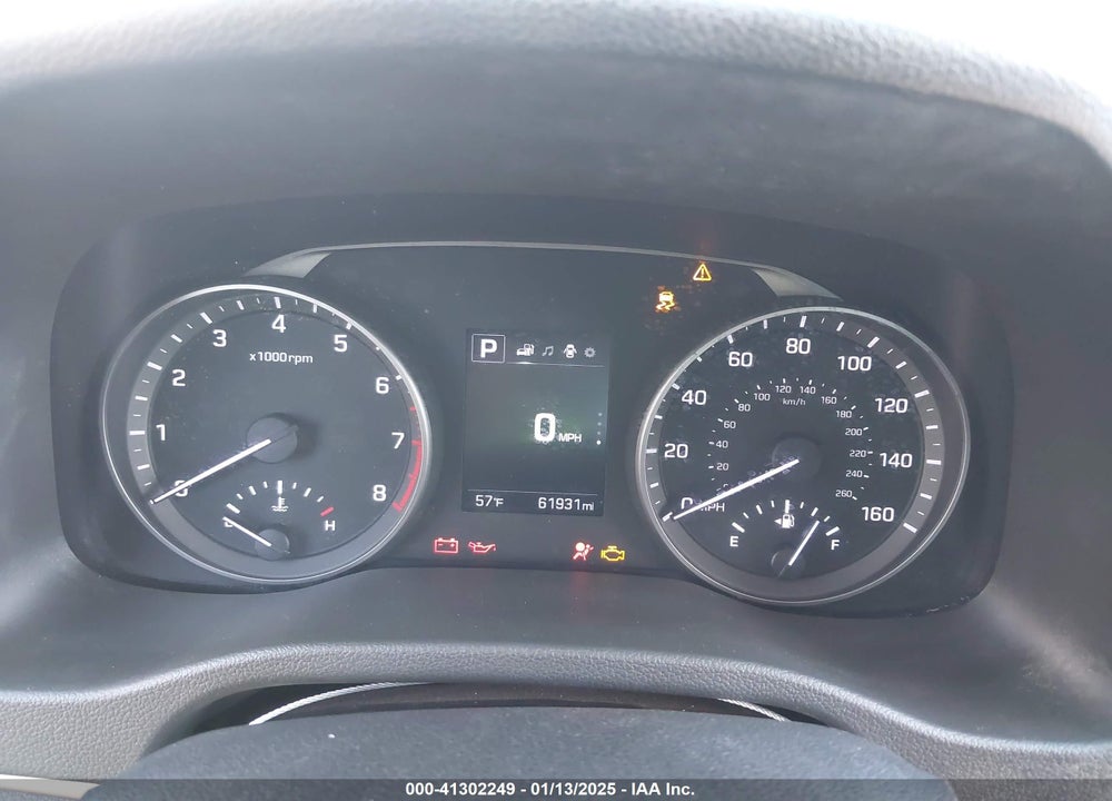 2018 HYUNDAI ELANTRA VIN: 5NPD84LF0JH272649