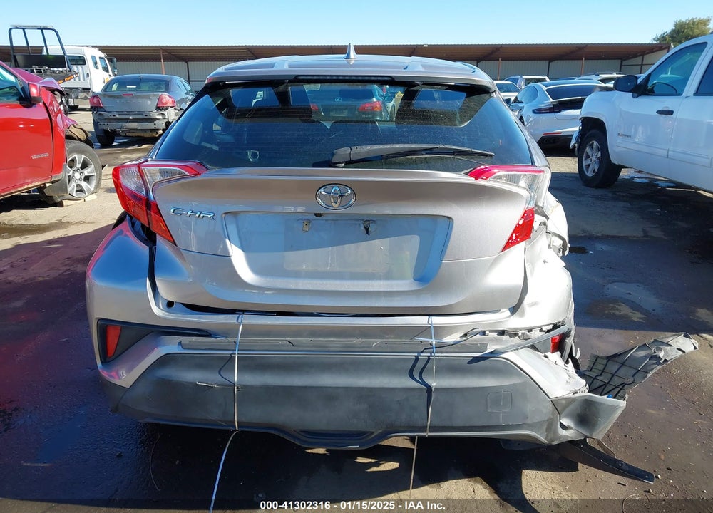 2018 TOYOTA C-HR XLE VIN: NMTKHMBX3JR032571