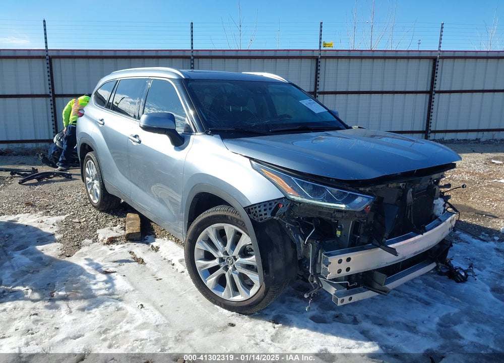 2021 TOYOTA HIGHLANDER LIMITED VIN: 5TDYZRAH2MS035935