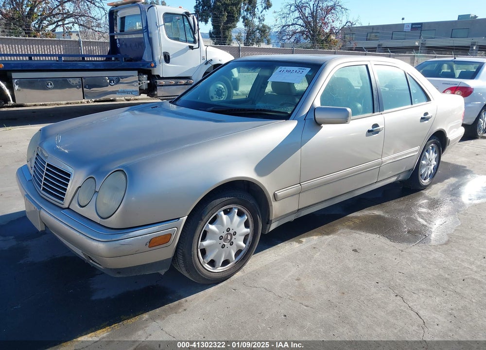1998 MERCEDES-BENZ E 320 VIN: WDBJF65F1WA550781