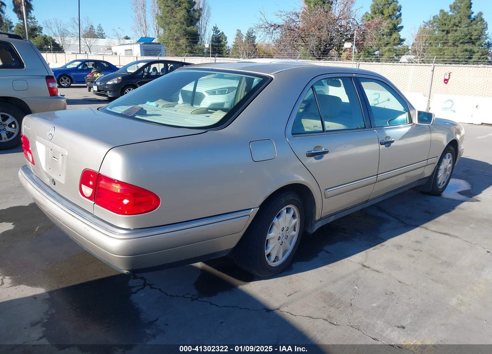 1998 MERCEDES-BENZ E 320 VIN: WDBJF65F1WA550781
