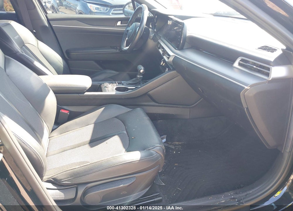 2022 KIA K5 VIN: 5XXG64J28NG147001