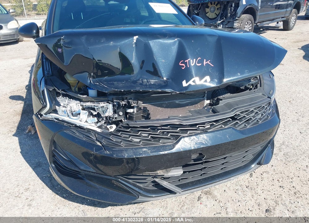 2022 KIA K5 VIN: 5XXG64J28NG147001