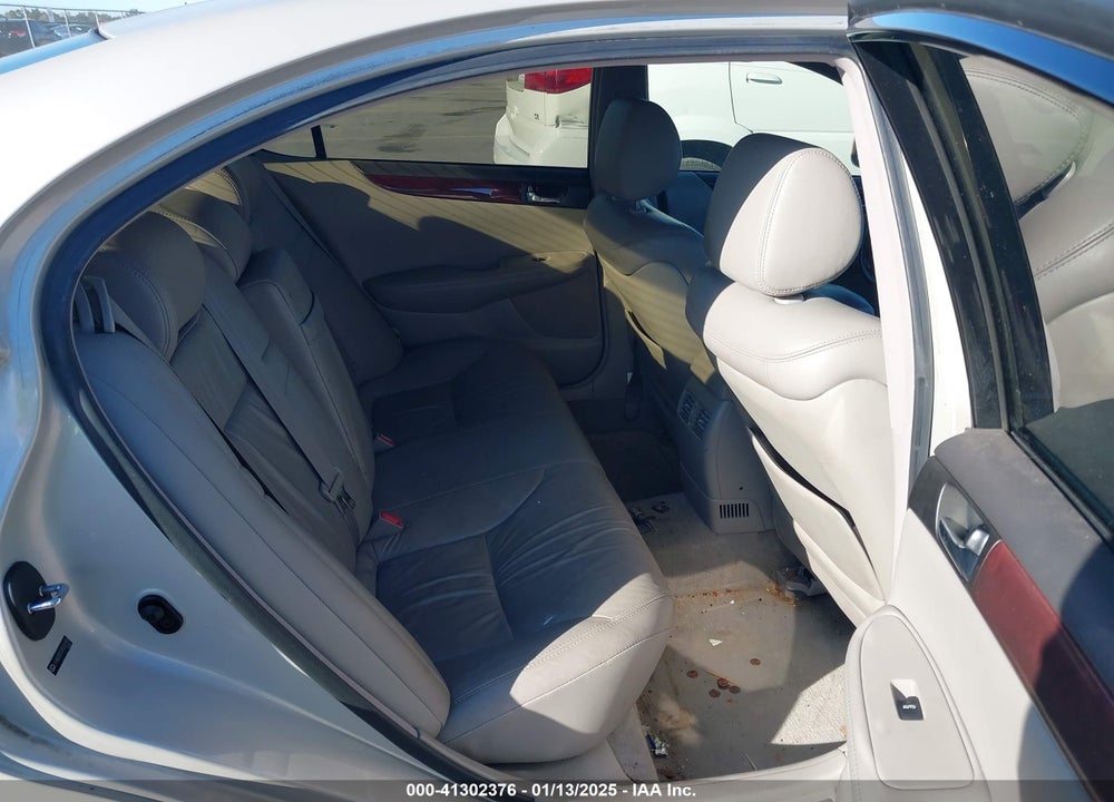 2004 LEXUS ES 330 VIN: JTHBA30G145001895