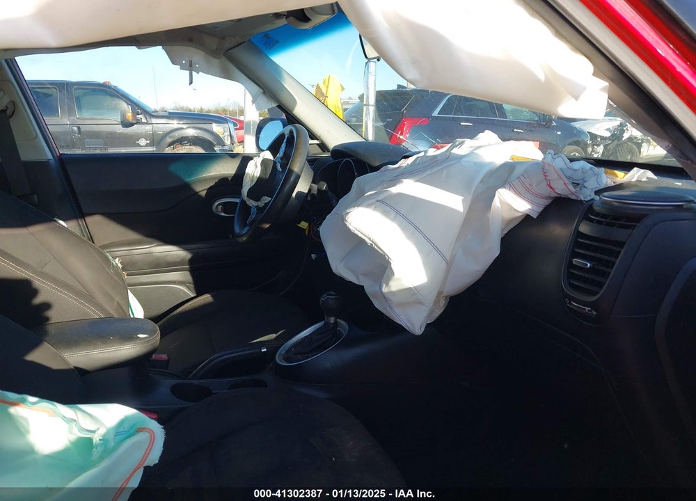 2019 KIA SOUL VIN: KNDJN2A22K7019922