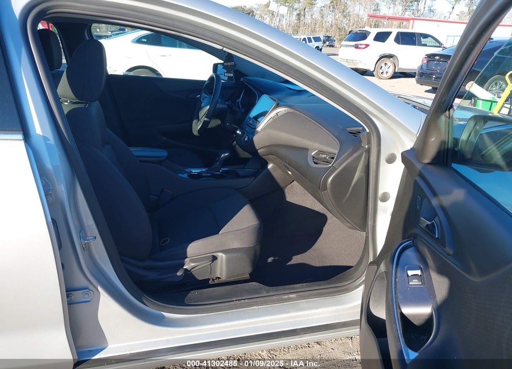 2022 CHEVROLET MALIBU FWD LT VIN: 1G1ZD5ST1NF110763