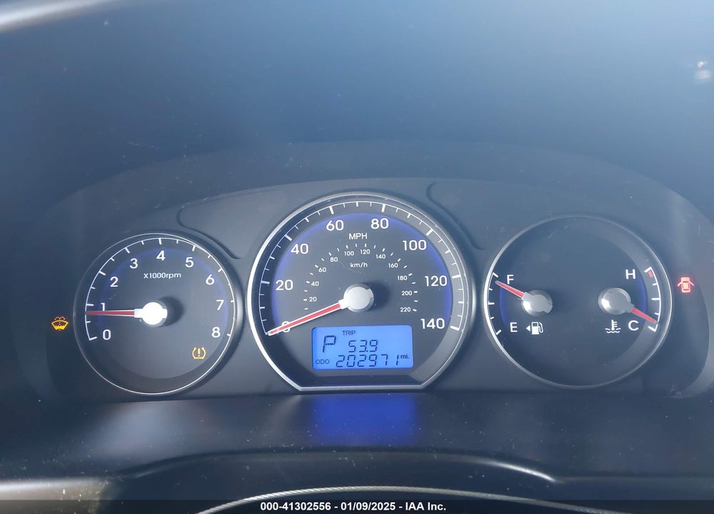 2011 HYUNDAI SANTA FE GLS VIN: 5XYZGDAB9BG027690
