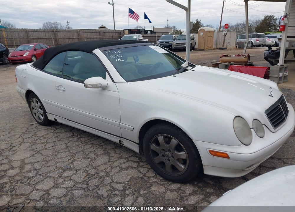 2001 MERCEDES-BENZ CLK 320 VIN: WDBLK65G71T058136