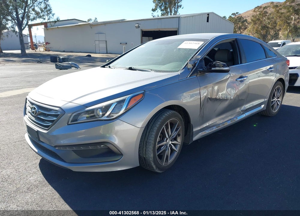 2016 HYUNDAI SONATA VIN: 5NPE34AB3GH402113