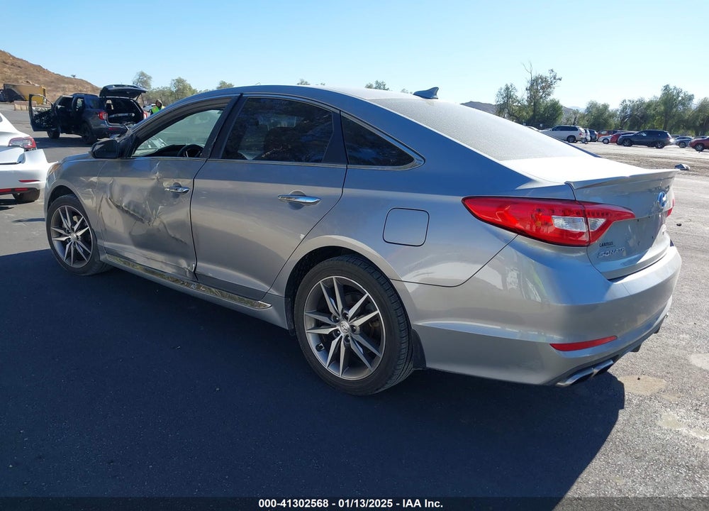 2016 HYUNDAI SONATA VIN: 5NPE34AB3GH402113