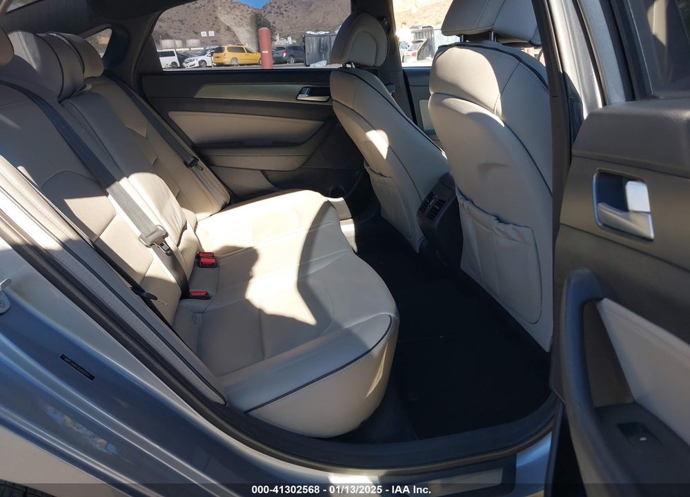 2016 HYUNDAI SONATA VIN: 5NPE34AB3GH402113
