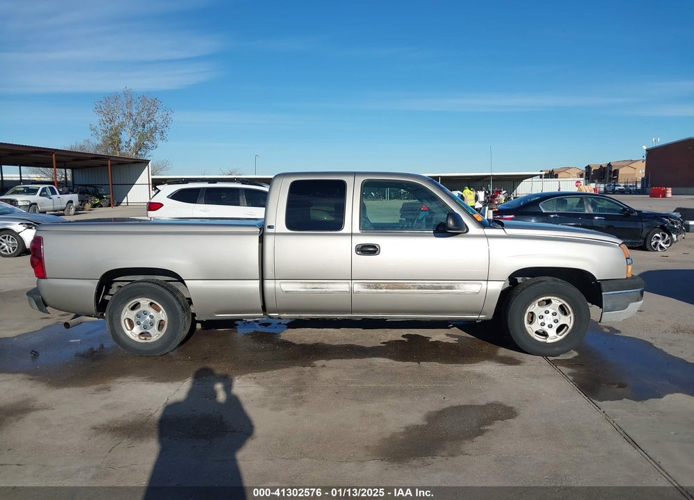 2003 CHEVROLET SILVERADO 1500 LS VIN: 2GCEC19V931168701