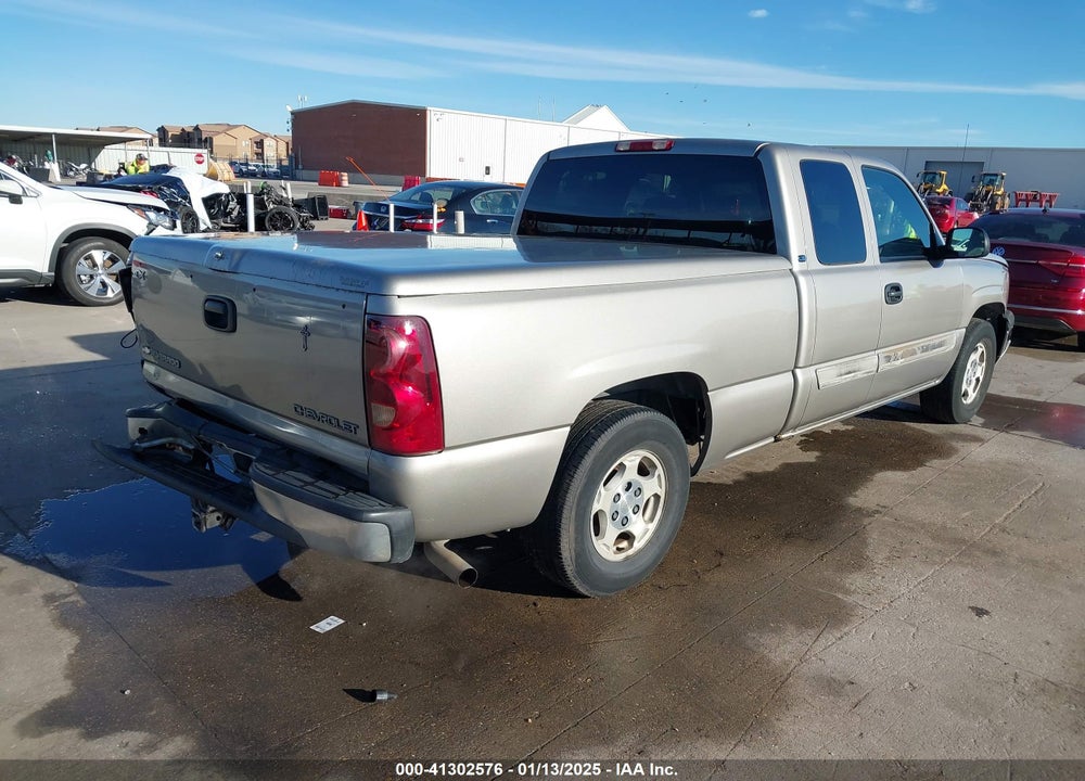 2003 CHEVROLET SILVERADO 1500 LS VIN: 2GCEC19V931168701