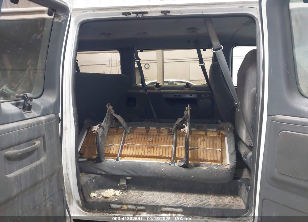 1992 FORD ECONOLINE E350 SUPER DUTY VIN: 1FBJS31H7NHA53411