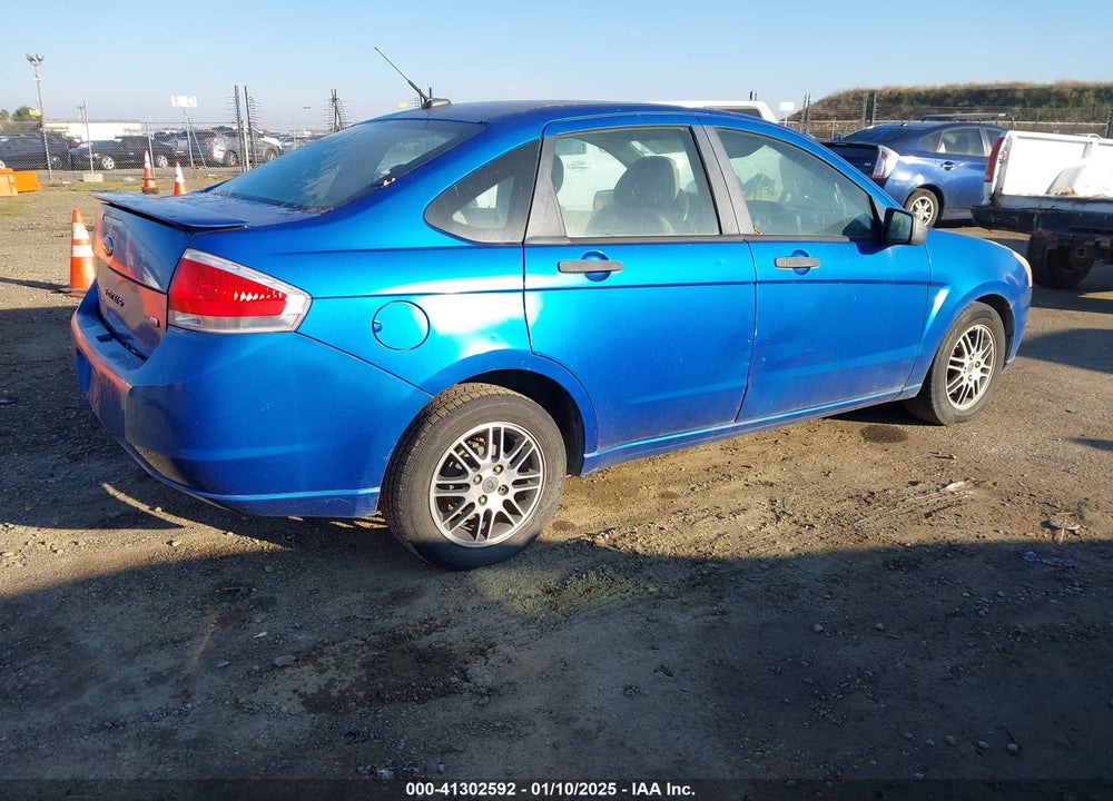 2010 FORD FOCUS SE VIN: 1FAHP3FN0AW227745