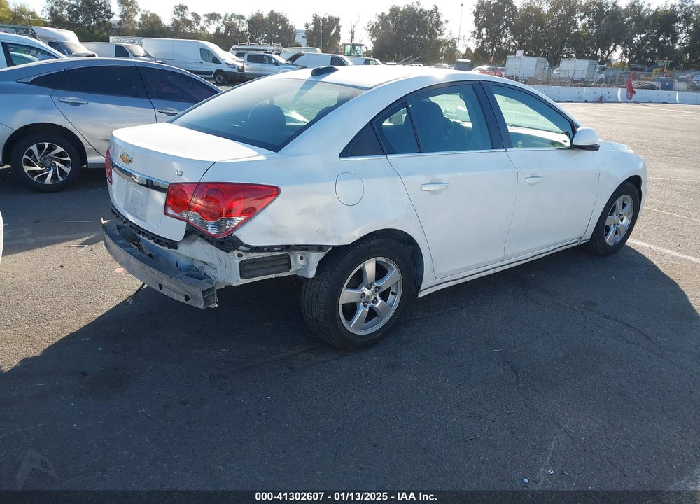 2015 CHEVROLET CRUZE 1LT AUTO VIN: 1G1PC5SB6F7187092