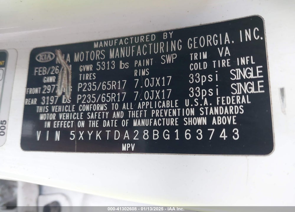 2011 KIA SORENTO LX V6 VIN: 5XYKTDA28BG163743