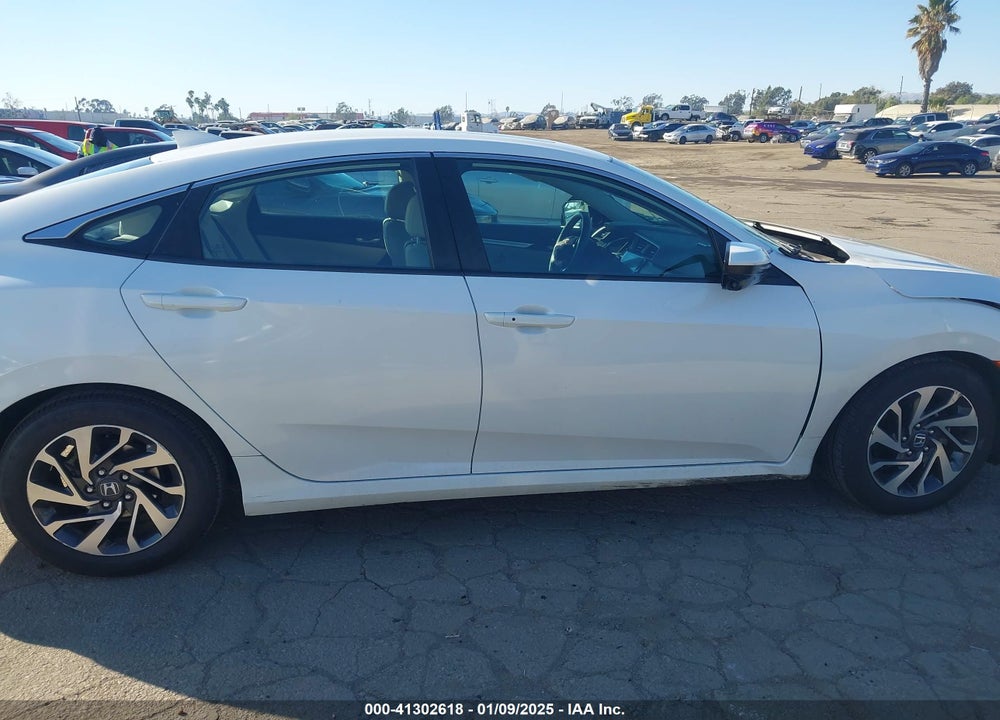 2018 HONDA CIVIC EX VIN: 2HGFC2F74JH507774