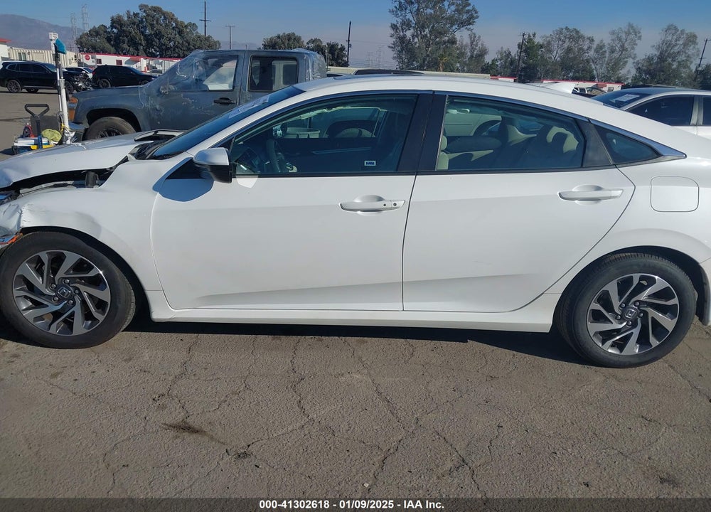 2018 HONDA CIVIC EX VIN: 2HGFC2F74JH507774
