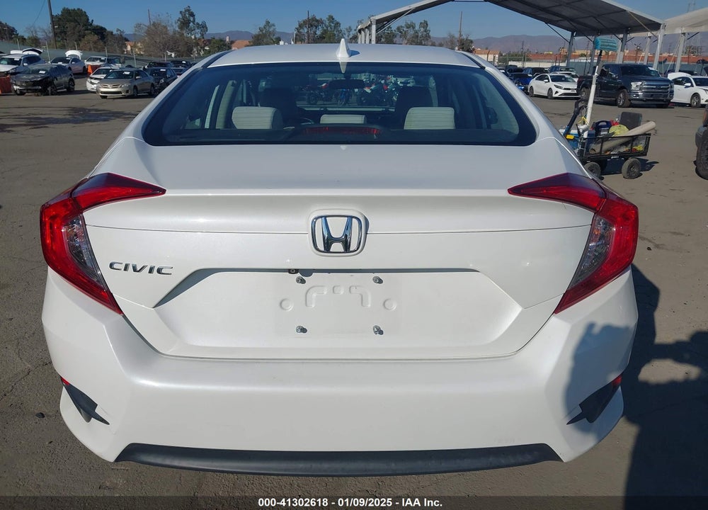 2018 HONDA CIVIC EX VIN: 2HGFC2F74JH507774