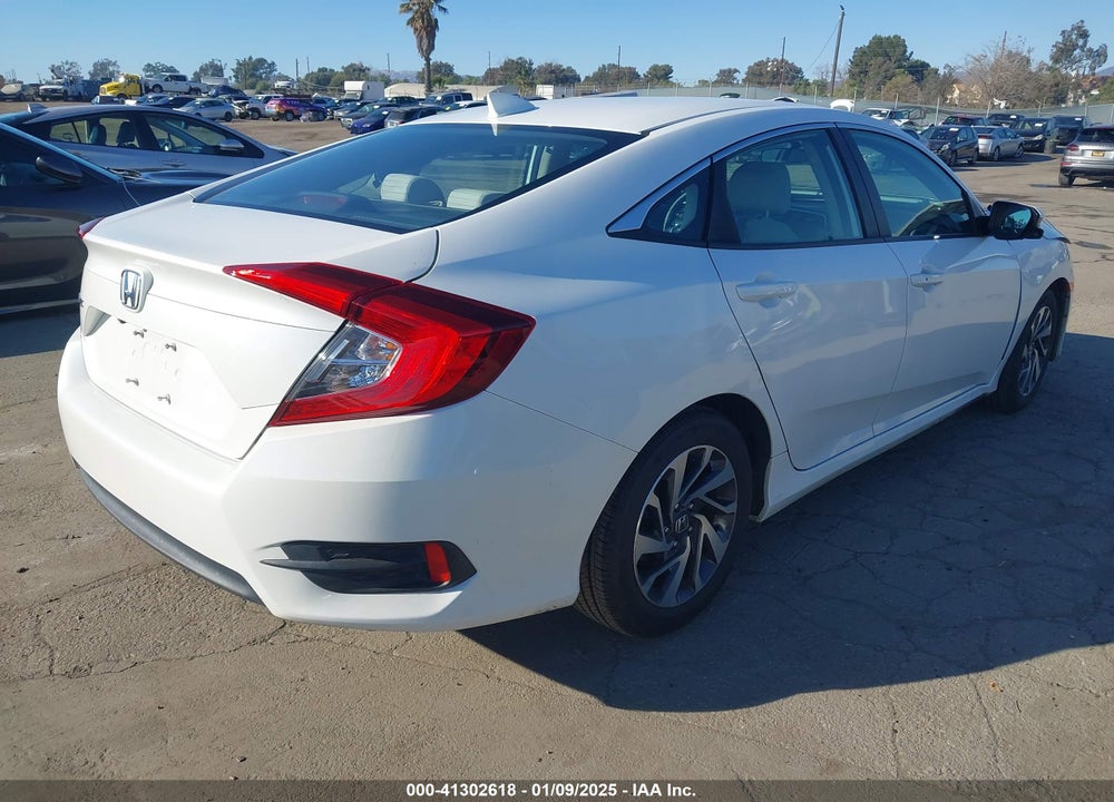 2018 HONDA CIVIC EX VIN: 2HGFC2F74JH507774