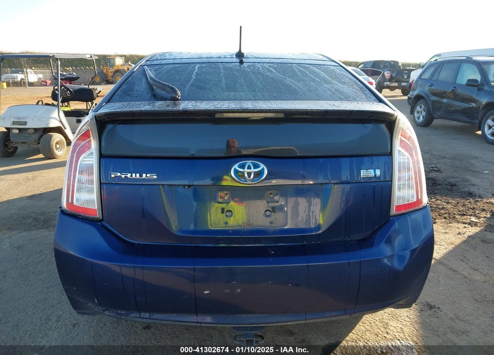 2014 TOYOTA PRIUS VIN: JTDKN3DUXE1745624