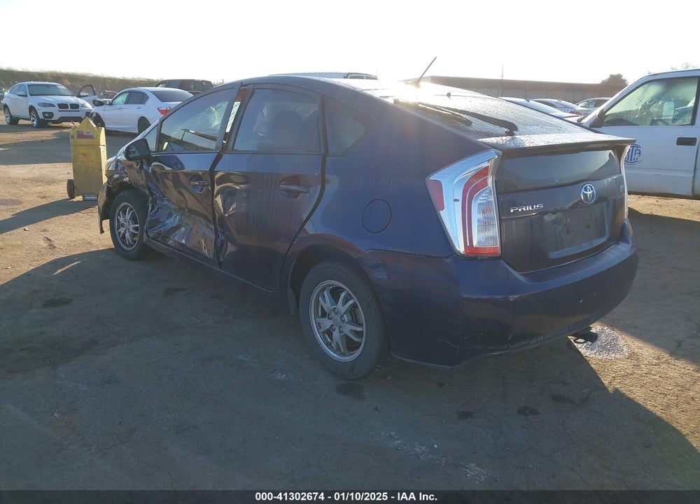 2014 TOYOTA PRIUS VIN: JTDKN3DUXE1745624