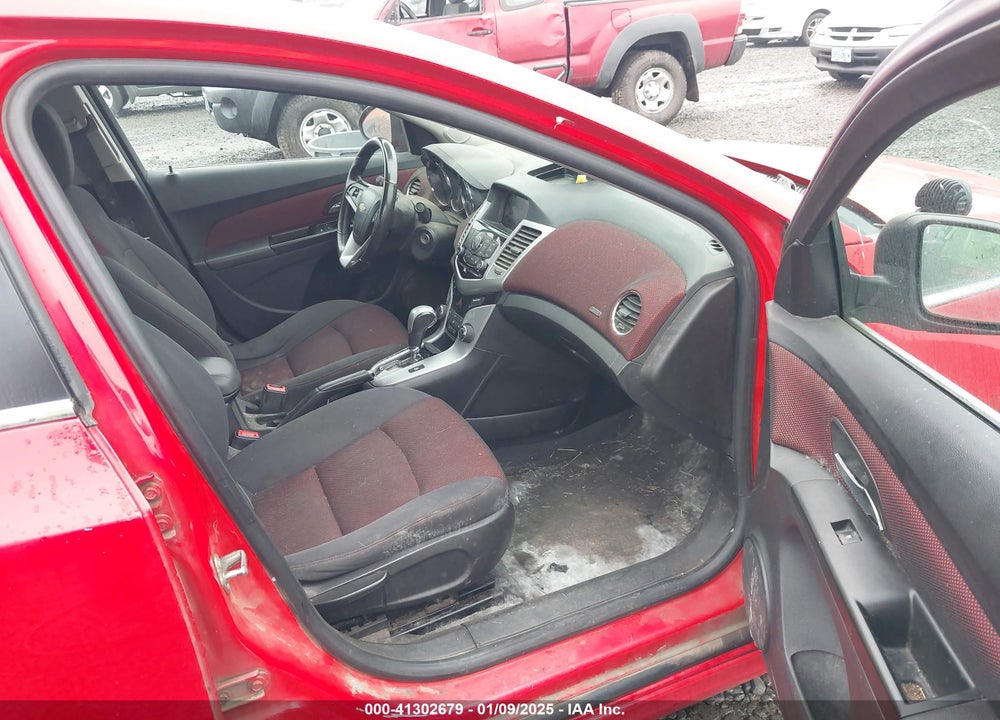 2014 CHEVROLET CRUZE 1LT AUTO VIN: 1G1PC5SB0E7138369