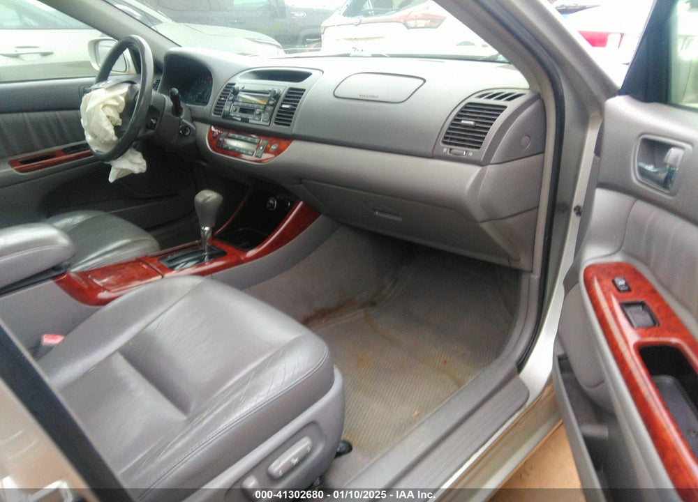 2004 TOYOTA CAMRY XLE VIN: 4T1BE32K14U923978