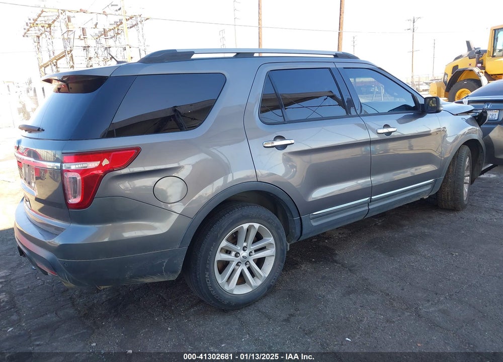 2014 FORD EXPLORER XLT VIN: 1FM5K7D80EGA18050