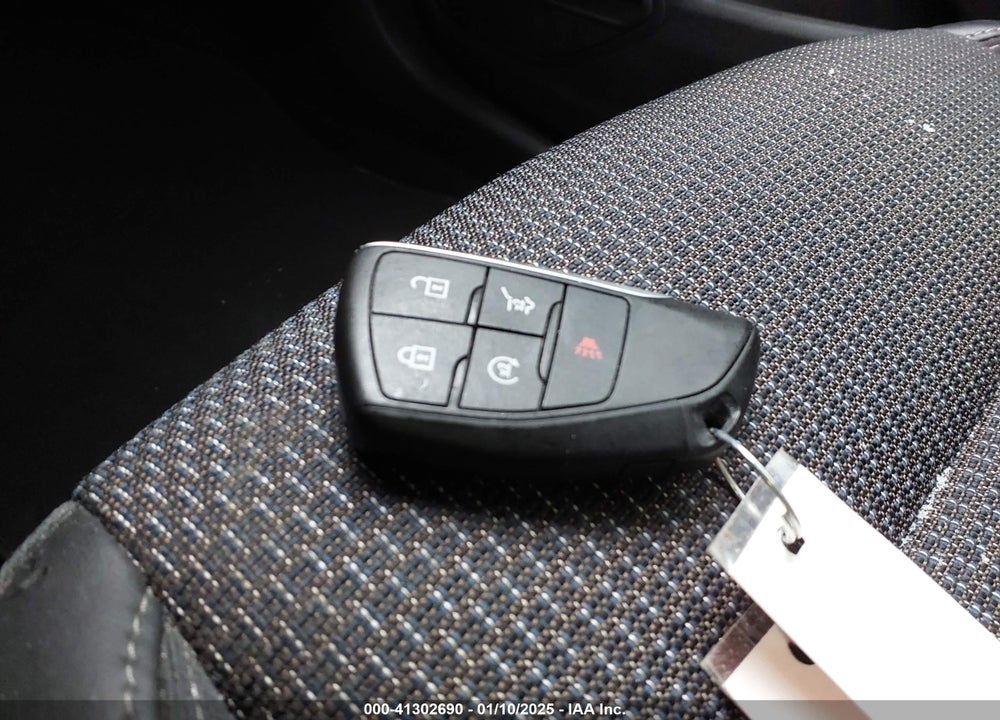 2022 BUICK ENVISION FWD PREFERRED VIN: LRBAZLR43ND031307