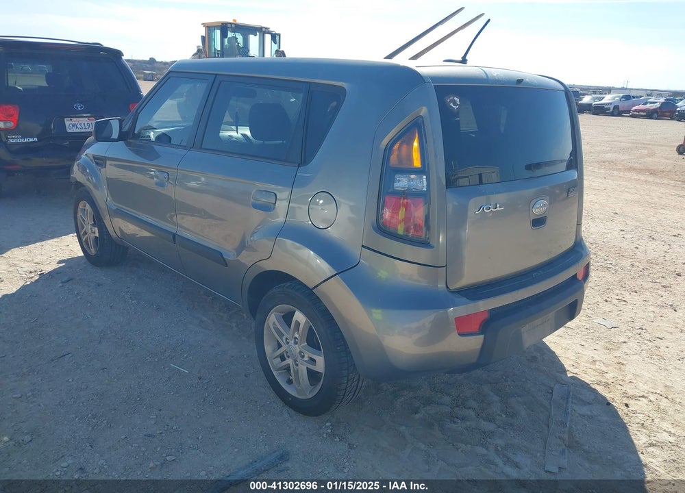 2010 KIA SOUL VIN: KNDJT2A22A7095726