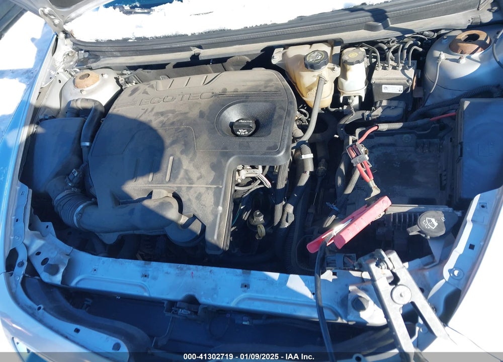 2011 CHEVROLET MALIBU VIN: 1G1ZC5E10BF196639