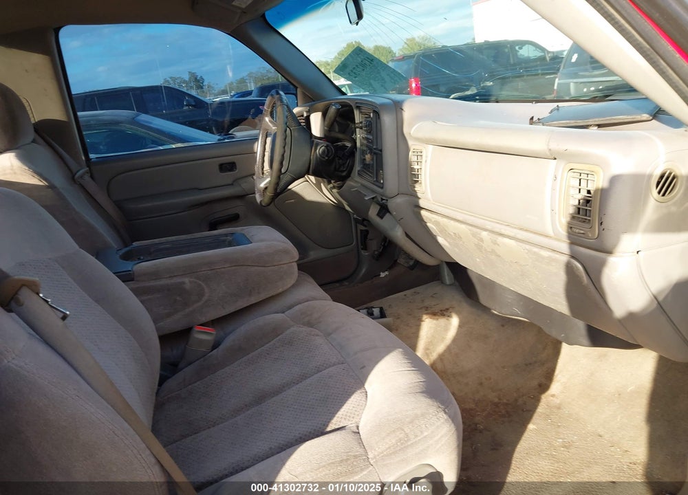 2000 CHEVROLET SILVERADO 1500 LS VIN: 1GCEC14T4YZ139904